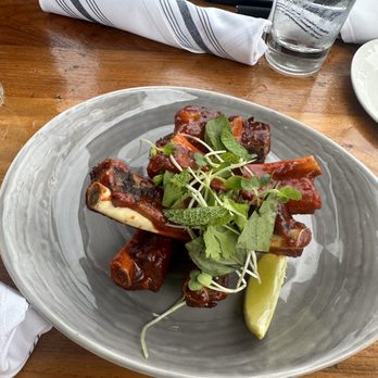Duke's La Jolla - New American Near Me - La Jolla, California