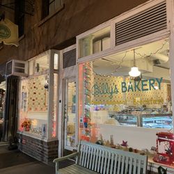 Billy's Bakery - Storefront