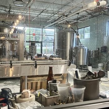 Feel the Rain Brothers Brew - Breweries Near Me - Harrisonburg, Virginia Feel the Rain Brothers Brew - Breweries Near Me - Harrisonburg, Virginia