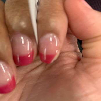 Vy Nail Spa - Broke in 24 hours because the powder was applied too thinly. - Nail Salons Near Me - Grayson, Georgia