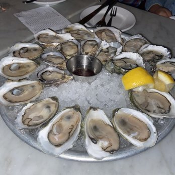Neptune Oyster - West Coast - Seafood Near Me - Boston, Massachusetts