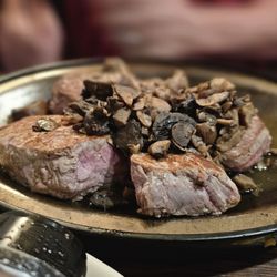 Glass Lounge Restaurant - Filet mignon