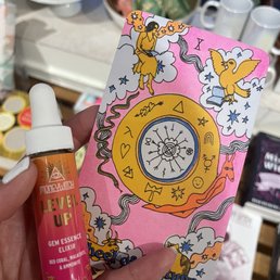 MoneyWitch Level Up tincture and card pulled from this beautiful deck.