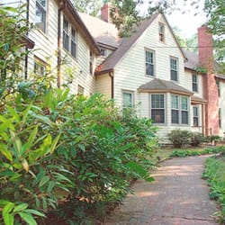 Dupont A F Memorial House
