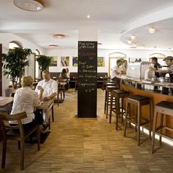Café Baroco - Informationen und News (z.B. Zeitpunkt der nächsten Röstung) stehen an der Säule.