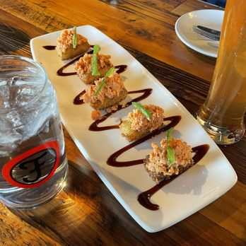 Finney's Crafthouse - Stevenson Ranch - Spicy tuna crispy rice - New American Near Me - Stevenson Ranch, California