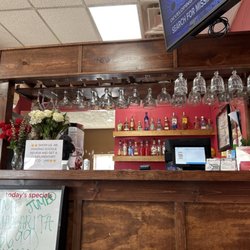 Las Rosa's Wichita Mexican Grill - Bar area