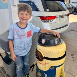 Steve's Shell - Little minion statue and our repaired van :-)