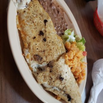 Victor Bueno - Arrachera Quesadillas - Mexican Near Me - Chicago, Illinois Victor Bueno - Arrachera Quesadillas - Mexican Near Me - Chicago, Illinois
