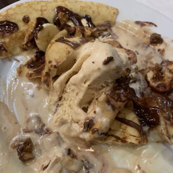 White Rabbit Dessert Experience - Inside the peanut butter kid crepe - Desserts Near Me - Tonawanda, New York