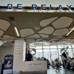LAX International Terminal spaaaaa~! LAX International Terminal spaaaaa~!
