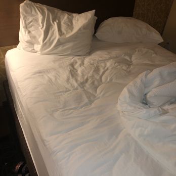 Fairfield by Marriott Inn & Suites Alexandria - Came back to this BEWARE THEY DON'T CLEAN ROOMS BUT DON'T SAY THAT WHEN YOU CHECK IN - Hotels Near Me - Alexandria, Louisiana