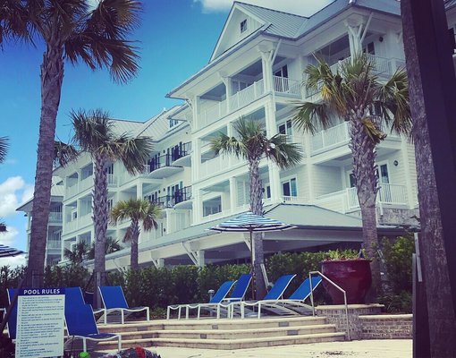 The Beach Club at Charleston Harbor Resort and Marina by null