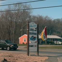 a sign for a seafood restaurant