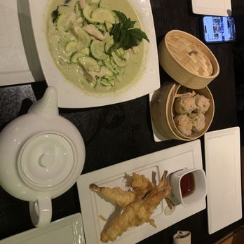 Journeys East - Green Curry Chicken, Sui Mai, & Tempura Shrimp - Japanese Near Me - Tulalip, Washington Journeys East - Green Curry Chicken, Sui Mai, & Tempura Shrimp - Japanese Near Me - Tulalip, Washington