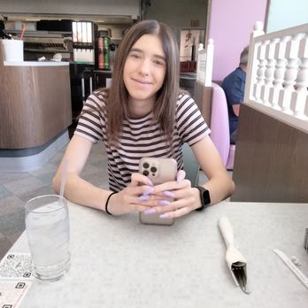 Kings Inn San Diego - My granddaughter and myself eating breakfast at The Waffle SpotKings Inn SanDeigo - San Diego, CA