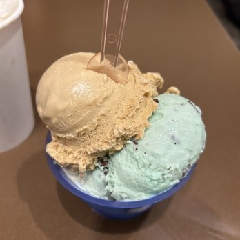 illy Caffè - 2 scoop gelato (mint chocolate and cappuccino) ~ $7.84 - Coffee & Tea Near Me - Las Vegas, Nevada illy Caffè - 2 scoop gelato (mint chocolate and cappuccino) ~ $7.84 - Coffee & Tea Near Me - Las Vegas, Nevada