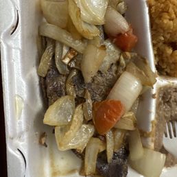 Bistek encebollado... good portion size