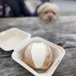 Saint Bread - Sakura bun - there's jam inside