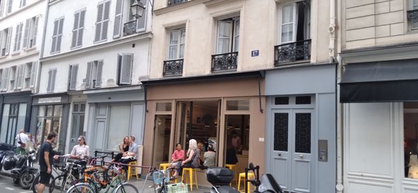 Le Peloton Café by null