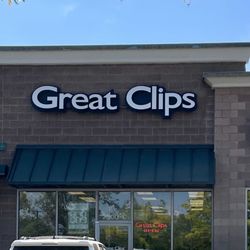 Great Clips - Great Clips hair salon at The Redlands Marketplace