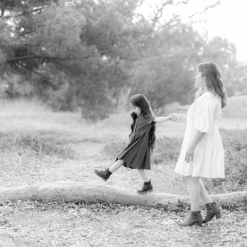 Mary Awshee Photography - Session Photography Near Me