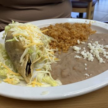 Tacos Gonzalez - Tiny crunchy taco with plain rice and beans. - Mexican Near Me - Indio, California Tacos Gonzalez - Tiny crunchy taco with plain rice and beans. - Mexican Near Me - Indio, California