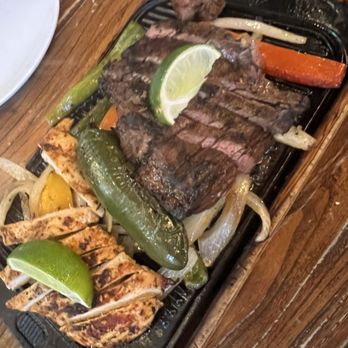 Paloma Suerte - Combination fajitas - Mexican Near Me - Fort Worth, Texas