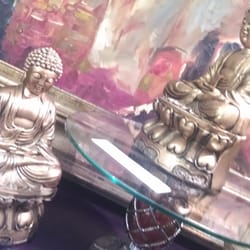 Rooms, Blooms And More - Sitting