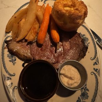 Ramsay's Kitchen at The Silver Legacy - Everyday Sunday Roast - American Near Me - Reno, Nevada Ramsay's Kitchen at The Silver Legacy - Everyday Sunday Roast - American Near Me - Reno, Nevada