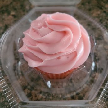 Berts Desserts - Strawberry Cupcake - Desserts Near Me - Alabaster, Alabama