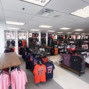 Rally House - Sports Wear Near Me - Texas City, Texas Rally House - Sports Wear Near Me - Texas City, Texas