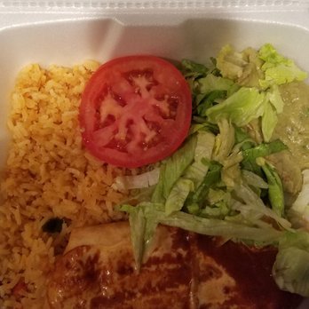 Las Mesas Mexican Grill - Chimichanga w/ chicken - Mexican Near Me - Calera, Alabama Las Mesas Mexican Grill - Chimichanga w/ chicken - Mexican Near Me - Calera, Alabama