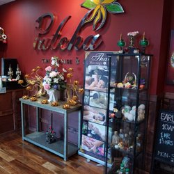 Patcha Thai Massage & Spa - Nice welcome stress free entrance to the business
