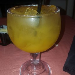 Mango margarita..how else do u start off a mexican meal?! Mango margarita..how else do u start off a mexican meal?!