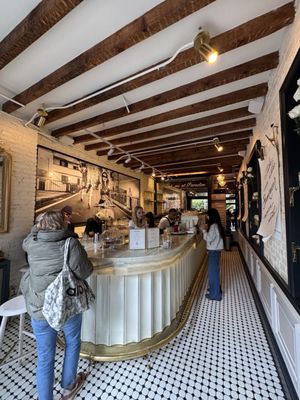 Caffe Paradiso by null