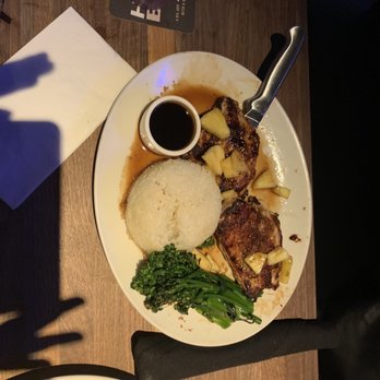Yard House - Pineapple Chicken - Bars Near Me - Moorestown, New Jersey Yard House - Pineapple Chicken - Bars Near Me - Moorestown, New Jersey