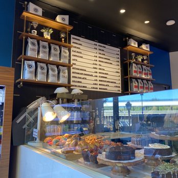 For Five Coffee - Inside - Coffee Roasteries Near Me - Alexandria, Virginia For Five Coffee - Inside - Coffee Roasteries Near Me - Alexandria, Virginia