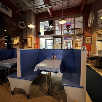 Emmett Watson's Oyster Bar - Booth seats - Seafood Near Me - Seattle, Washington