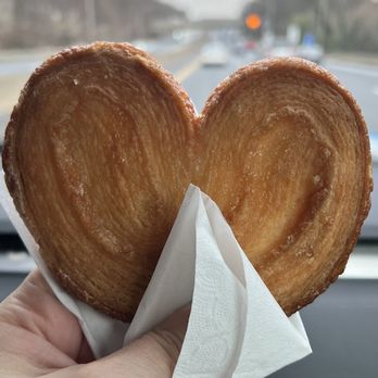 Paris Baguette - Palmier - Coffee & Tea Near Me - Garden City, New York Paris Baguette - Palmier - Coffee & Tea Near Me - Garden City, New York