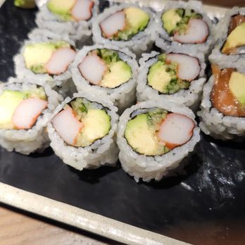 Sumo Sushi & Grill - California Roll - Sushi Bars Near Me - Oregon City, Oregon Sumo Sushi & Grill - California Roll - Sushi Bars Near Me - Oregon City, Oregon
