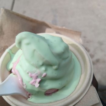 Topo - Prickly pear with the mint fudge I think it's what they were called I got the bowel - Mexican Near Me - Gilbert, Arizona