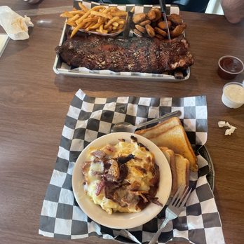 Jasper's Barbeque - Mac N Cheese, full rack of ribs - Barbeque Near Me - Big Bear Lake, California