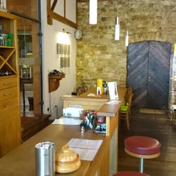 Weingut Posthof Doll Göth - Der Verkaufs- & Verköstigungsraum