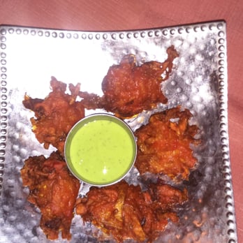 Restaurace Everest - Onion Bhaji - Indian Near Me - Prague, Puerto Rico