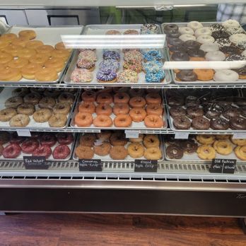 Somethin' Sweet Donuts - Donuts on the right - Donuts Near Me - Chicago, Illinois