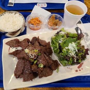 Narrow Street 512 - Marinated BBQ Beef - oh yes. Comes with everything pictured. - Korean Near Me - Austin, Texas Narrow Street 512 - Marinated BBQ Beef - oh yes. Comes with everything pictured. - Korean Near Me - Austin, Texas