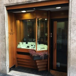 Sacchi Gioielli - Shop Window