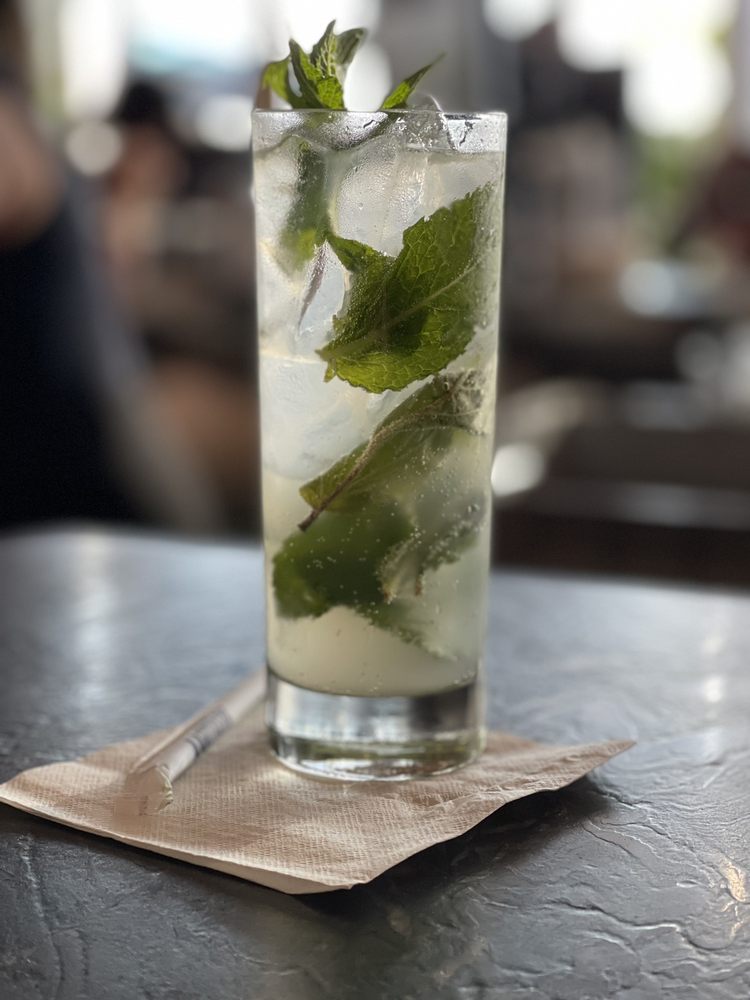 Earls Kitchen + Bar