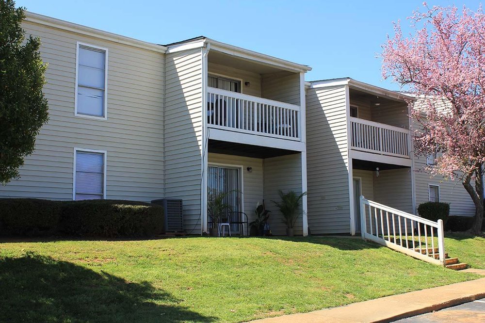 THE WOODWINDS APARTMENT HOMES Updated June 2024 157 Montague Rd